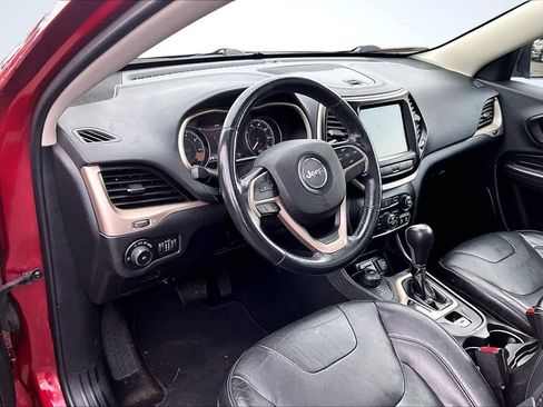 Used 2014 Jeep Cherokee Limited image 2