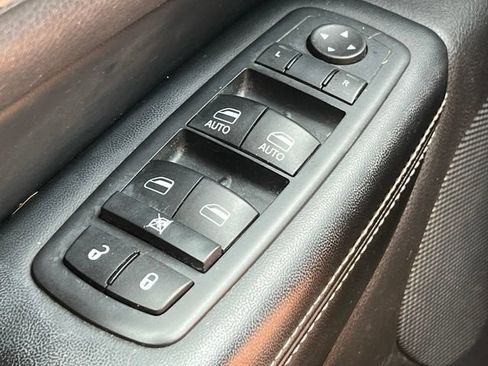 Used 2016 Jeep Grand Cherokee Limited AWD/4WD image 35