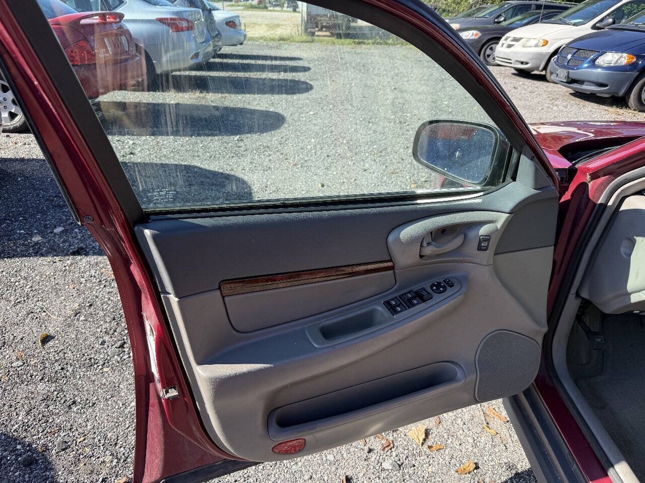 Used 2005 Chevrolet Impala w/ Preferred Equipment Group FWD image 13