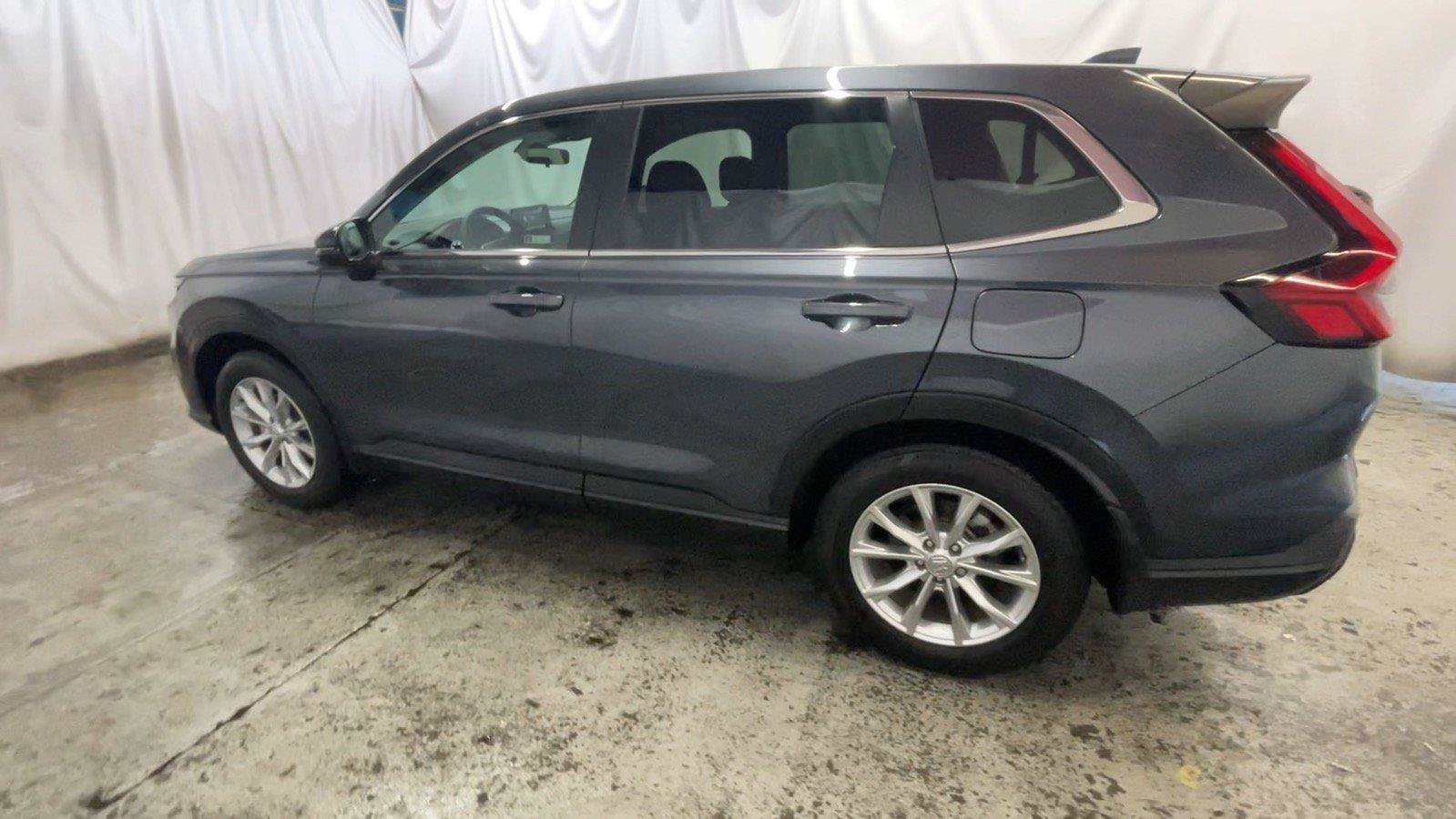 Used 2024 Honda CR-V EX image 11
