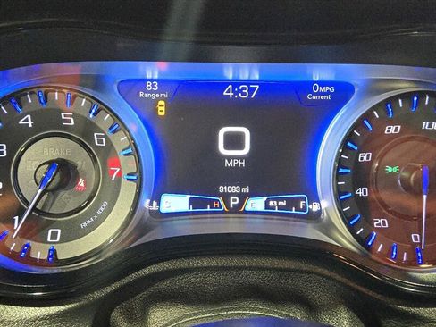 Used 2019 Chrysler 300 S image 16