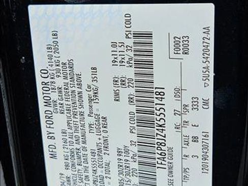 Used 2019 Ford Mustang Shelby GT350R w/ GT350R Equipment Group 920A RWD image 21
