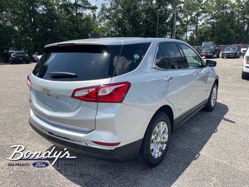 Used 2018 Chevrolet Equinox LT FWD image 15