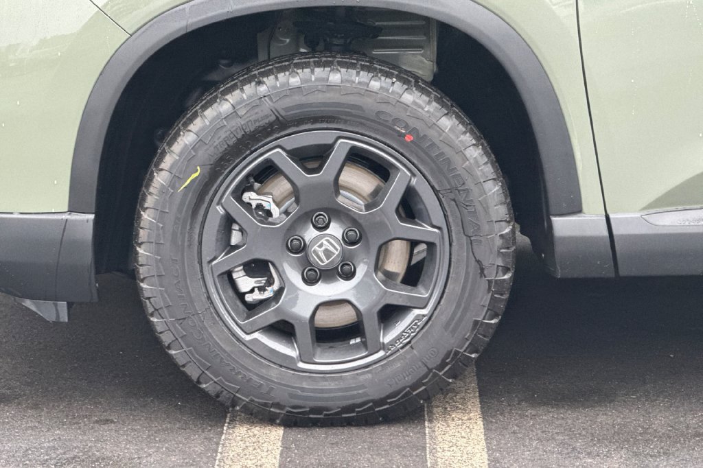 New 2026 Honda Pilot TrailSport image 37