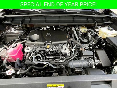 Used 2021 Toyota Highlander LE image 29