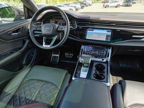 Used 2025 Audi SQ8 Prestige w/ Prestige Package AWD/4WD image 43