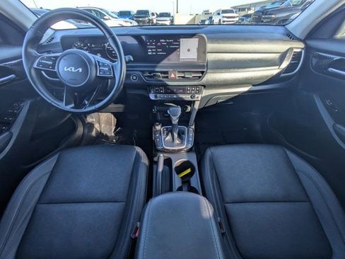 Used 2024 Kia Seltos EX image 13