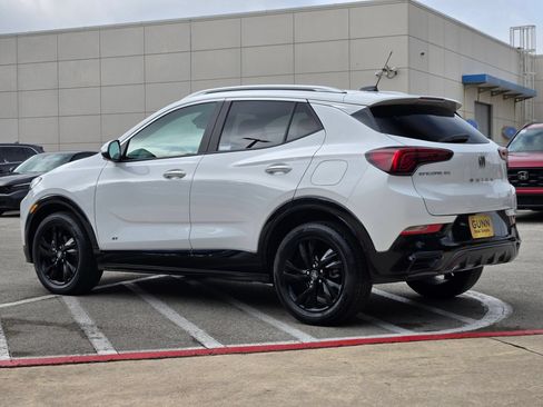 Used 2026 Buick Encore GX Sport Touring FWD image 5