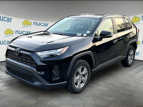 Used 2024 Toyota RAV4 XLE image 2