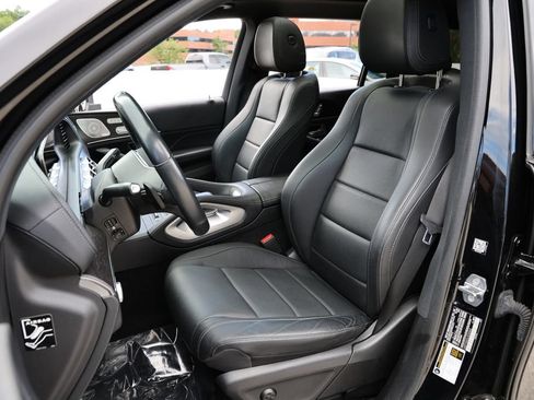 Used 2020 Mercedes-Benz GLS 450 4MATIC image 17