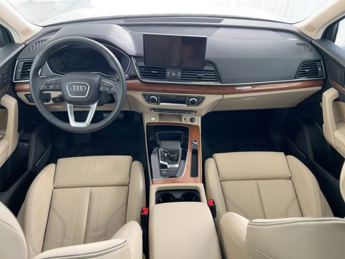 Used 2024 Audi Q5 e Premium Plus image 17