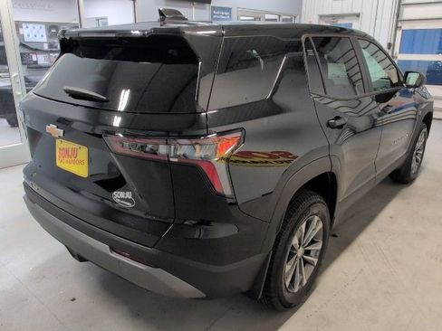 New 2026 Chevrolet Equinox LT w/ Convenience Package II image 5