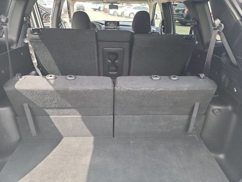 Used 2022 Mitsubishi Outlander ES image 17