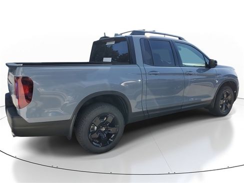 New 2026 Honda Ridgeline Black Edition image 6