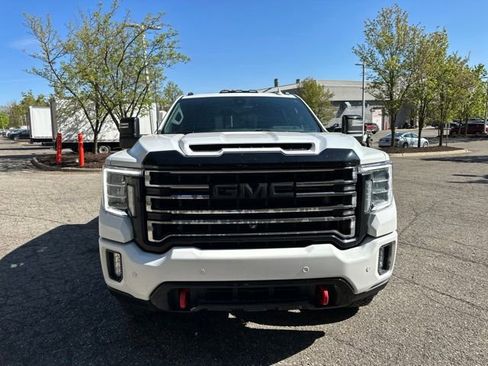 Used 2021 GMC Sierra 2500 AT4 w/ AT4 Premium Plus Package AWD/4WD image 7
