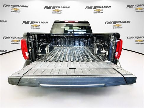 Used 2024 GMC Sierra 1500 SLT image 26