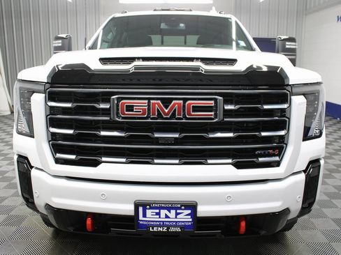 Used 2025 GMC Sierra 2500 AT4 image 53