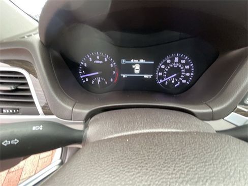 Used 2018 Genesis G80 3.8 image 17