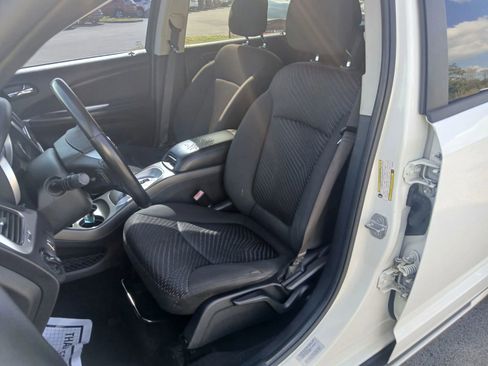 Used 2017 Dodge Journey Crossroad image 12