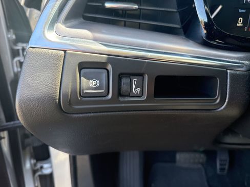 Used 2019 Cadillac XT5 Premium Luxury image 25