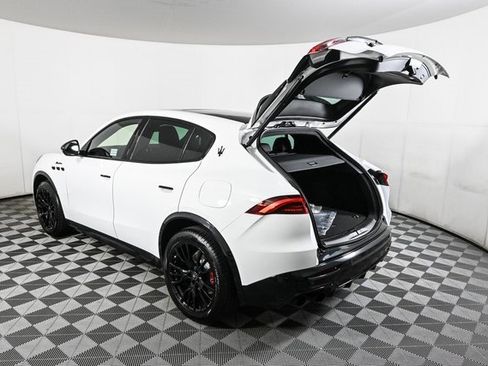 New 2025 Maserati Grecale Modena image 34