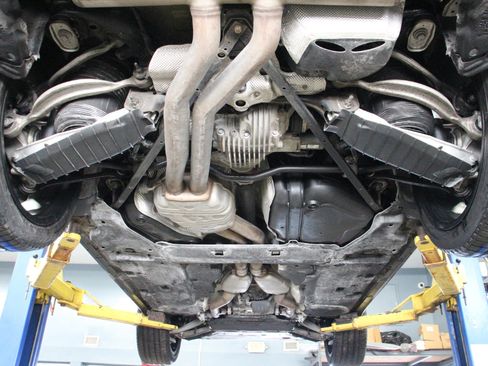 Used 2021 Porsche Cayenne Turbo image 94