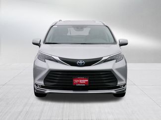 New 2024 Toyota Sienna XLE video 2