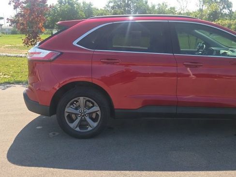 Used 2022 Ford Edge SEL w/ Sport Appearance Package AWD/4WD image 7