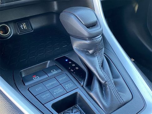 Certified 2023 Toyota RAV4 XLE image 12