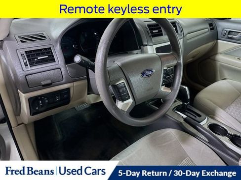 Used 2012 Ford Fusion SE FWD image 12