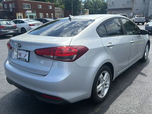 Used 2018 Kia Forte LX FWD image 5