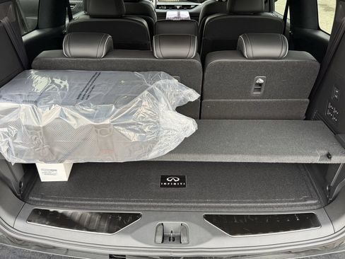 New 2026 INFINITI QX80 Autograph w/ Premium Cargo Package AWD/4WD image 15