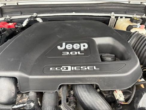 Used 2020 Jeep Wrangler Unlimited Sport AWD/4WD image 10