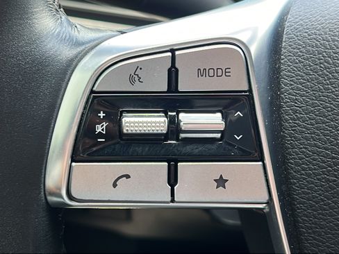 Certified 2023 Kia Telluride EX w/ EX Captain's Chair Package FWD image 21