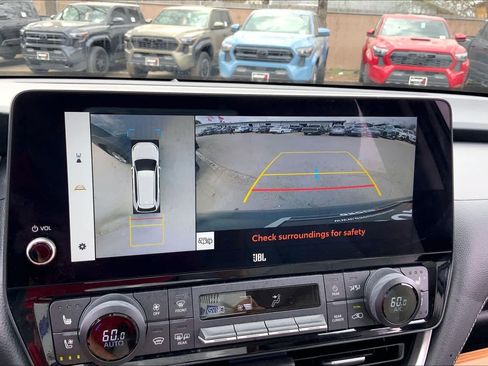 Used 2025 Toyota Grand Highlander Limited image 27