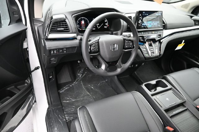 New 2027 Honda Odyssey Touring image 14