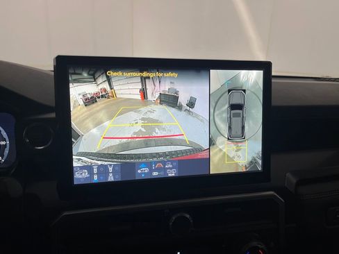 Used 2025 Toyota 4Runner Limited image 66