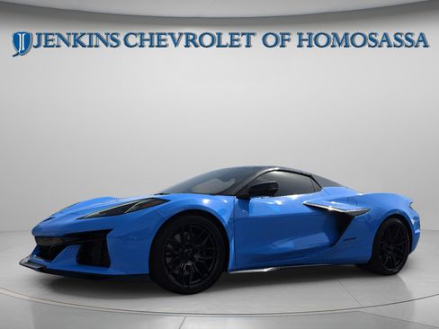 Used 2023 Chevrolet Corvette Z06 RWD image 11