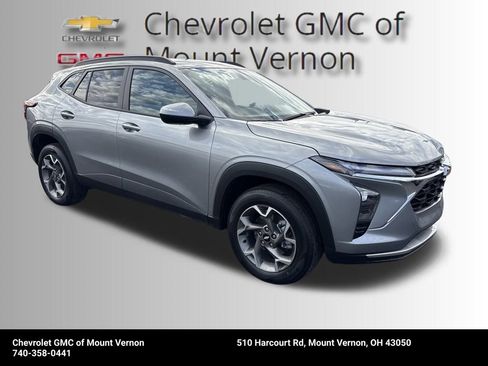 New 2025 Chevrolet Trax LT w/ LT Convenience Package image 7