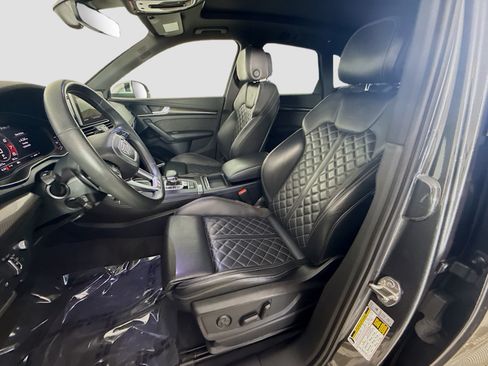 Used 2018 Audi SQ5 Prestige w/ Prestige Package AWD/4WD image 22