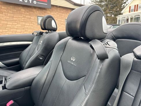 Used 2014 INFINITI Q60 Convertible w/ Premium Package image 24