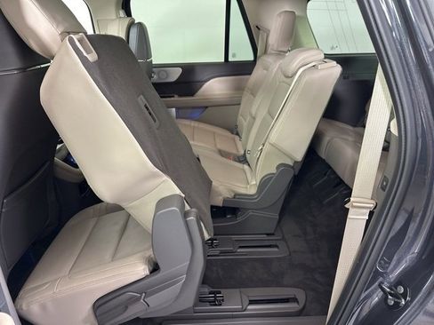 New 2024 Lincoln Navigator L Reserve image 33