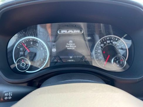 Used 2025 RAM 1500 Big Horn AWD/4WD image 24