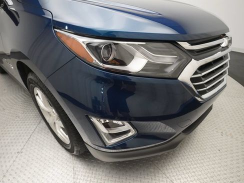 Used 2020 Chevrolet Equinox Premier w/ LPO, Floor Liner Package FWD image 23