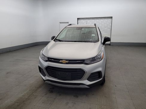 Used 2020 Chevrolet Trax LT w/ LT Convenience Package image 15