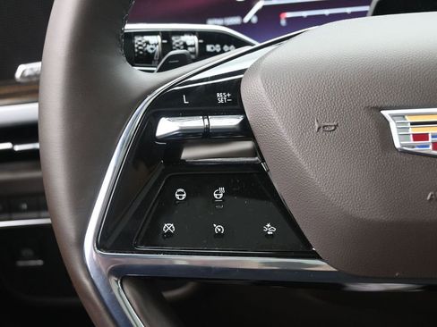 Used 2025 Cadillac Escalade Premium Luxury w/ LPO, Floor Liner Package image 15