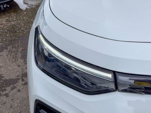 New 2026 Volkswagen Tiguan SE R-Line image 5