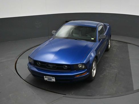 Used 2007 Ford Mustang Coupe RWD image 35