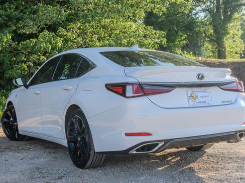 Used 2023 Lexus ES 350 F Sport w/ Accessory Package (Z2) image 3
