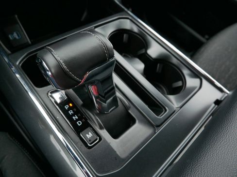 Certified 2022 Ford F150 XLT w/ Equipment Group 302A High image 29